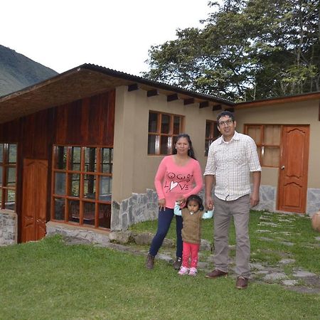 Lia B&B Lucmabamba Sahuayaco Екстериор снимка