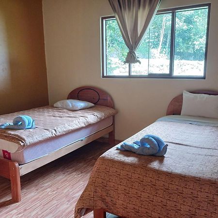 Lia B&B Lucmabamba Sahuayaco Екстериор снимка