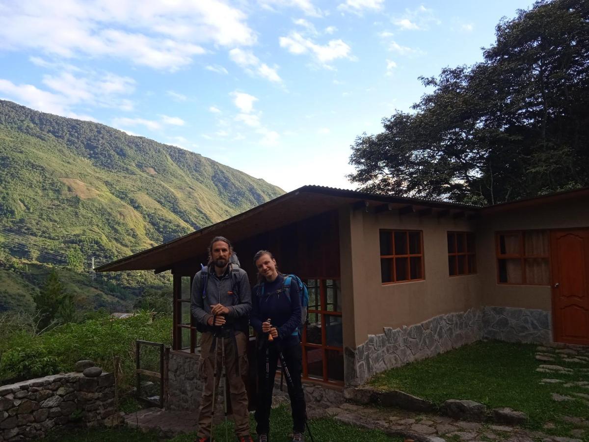 Lia B&B Lucmabamba Sahuayaco Екстериор снимка