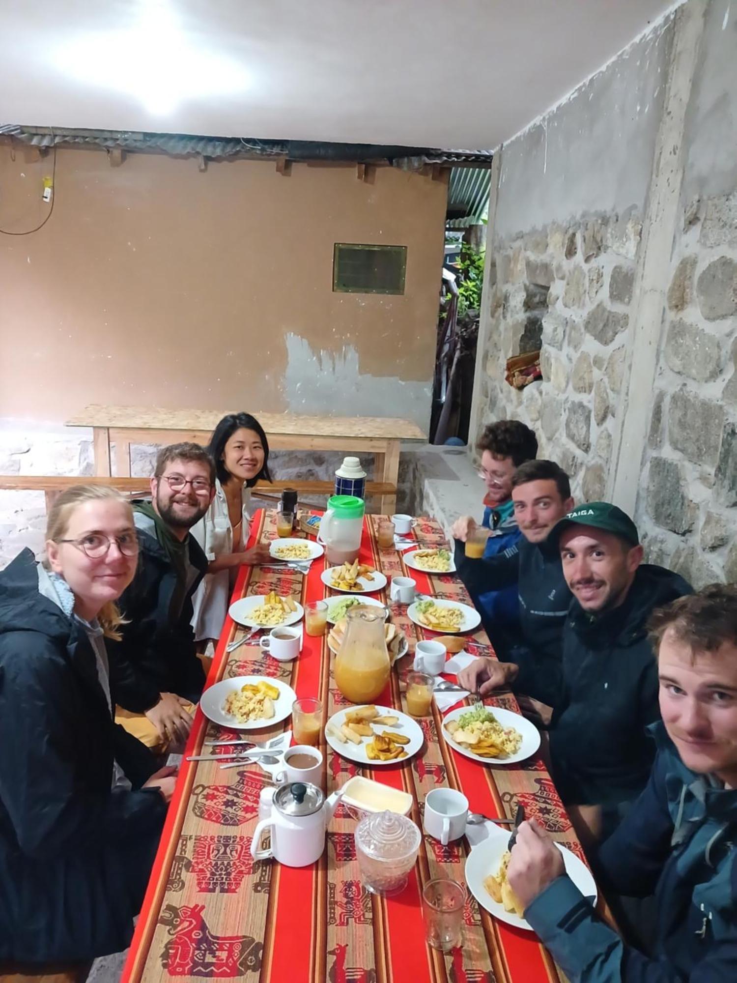 Lia B&B Lucmabamba Sahuayaco Екстериор снимка