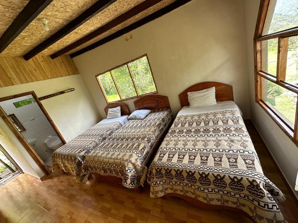 Lia B&B Lucmabamba Sahuayaco Екстериор снимка